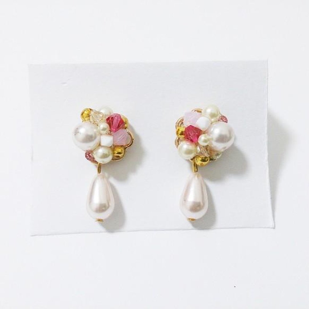 [Strawberry dream] Clip Earring - 耳环/耳夹 - 其他金属 