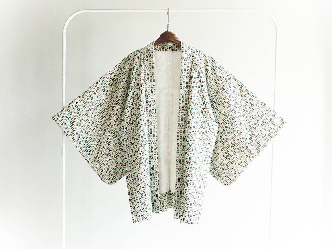 河水山 - 春季粉绿色蝴蝶碎花 羽织 日本古董和服外套 古着 - 女装休闲/机能外套 - 棉 绿色