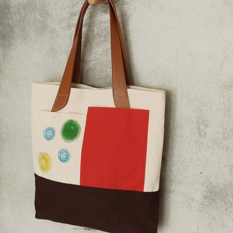 美术系学生　布彩绘双面多口袋肩背包　真皮提把 - 侧背包/斜挎包 - 其他材质 红色