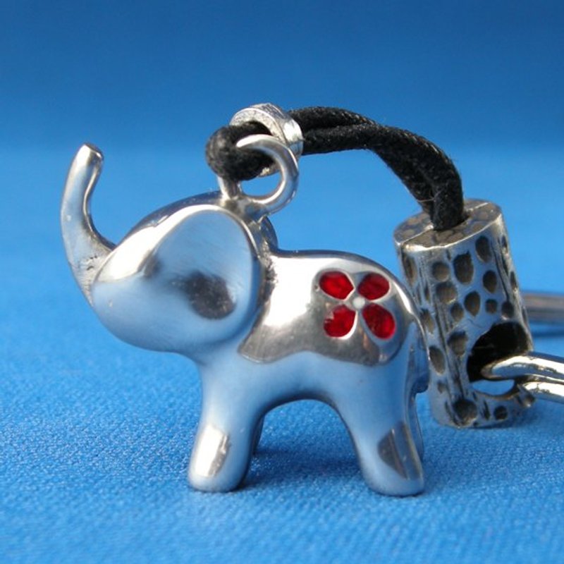 《Dear Deer》小花象 红花新版。锡银合金 钥匙圈  <象鼻可活动> ( 限量销售 ) - 其他 - 其他金属 