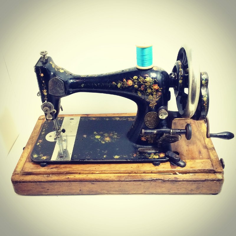 英国1910年代 Singer 手摇缝纫机 花卉图腾 功能正常 - 其他 - 其他金属 黑色