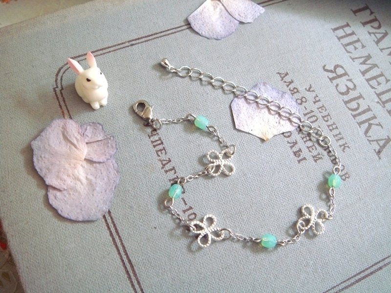 Garohands 雾银四叶斜纹幸运草手感手链*薄荷绿  B145  礼物 气质 清新 圣诞礼物 - 手链/手环 - 其他材质 绿色