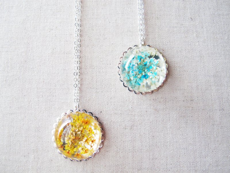 ＊Rosy Garden＊ 鹅黄。天蓝双层野胡萝卜花水晶胶颈链 - 项链 - 其他材质 多色
