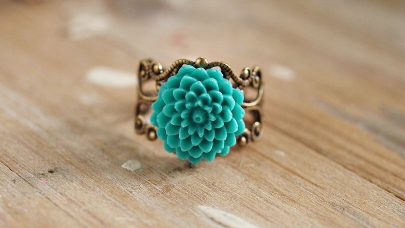 ♥小礼物♥ OldNew Lady-古董花戒指-千层花【蓝绿色】 - 戒指 - 其他金属 蓝色