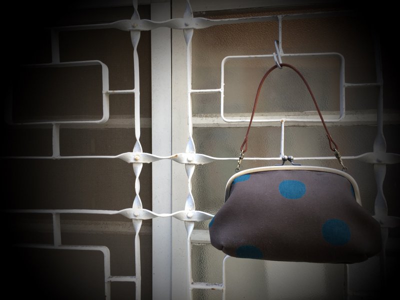 日本棉麻帆布水玉口金包（土耳其） - 手提包/手提袋 - 其他材质 蓝色