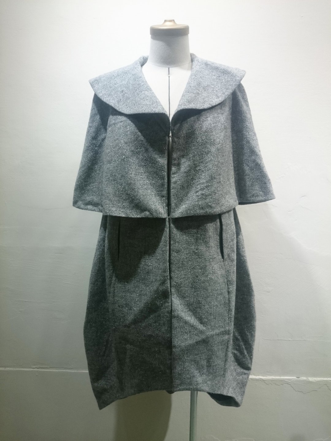 Sample sale 日本毛料钟型大斗篷 银河星光 - 女装休闲/机能外套 - 其他材质 灰色