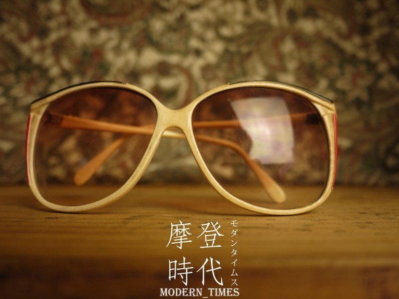 Modern_Times〔Vintage 旧物 专卖〕太空时代 Yee Ming 1910 骨董 太阳眼镜 - 其他 - 其他材质 白色