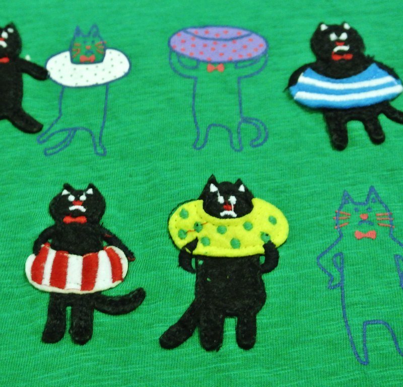 【 喵喵 Swimming 】可爱＊ 猫  立体刺绣  T-shirt 上衣 - 女装 T 恤 - 其他材质 