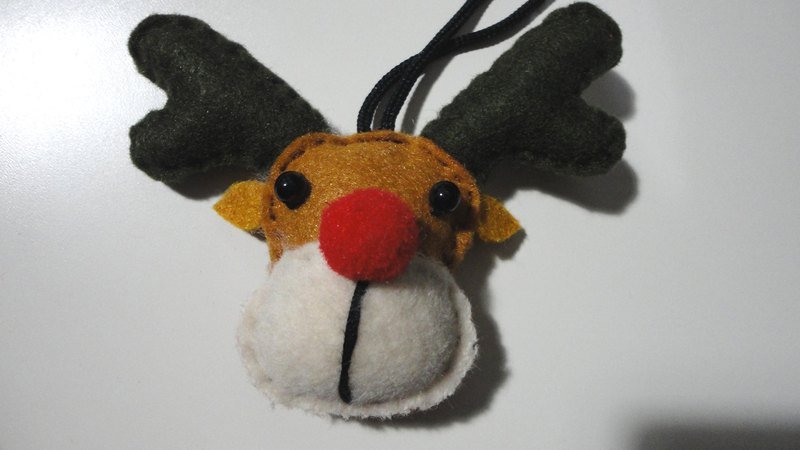 NiCorn手作-红鼻子麋鹿君吊饰【现货】-土黄咖啡脸+墨绿色角 - 吊饰 - 其他材质 咖啡色