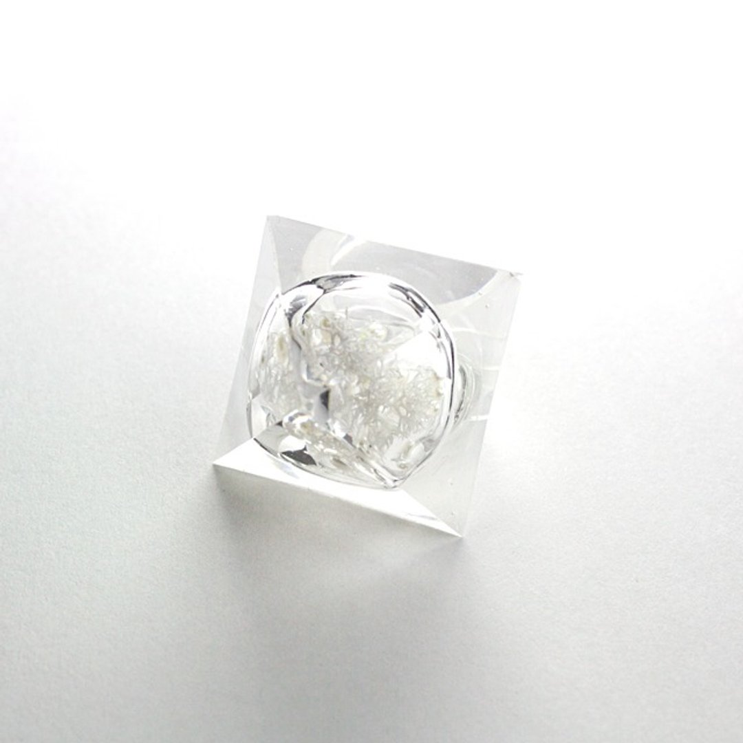 雪花金字塔 戒指（植物园 A） - 戒指 - 其他材质 白色