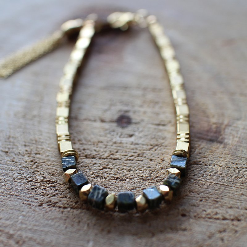 Muse自然风系列NO.19绿色玛玟石黄铜手链 - 手链/手环 - 其他材质 绿色