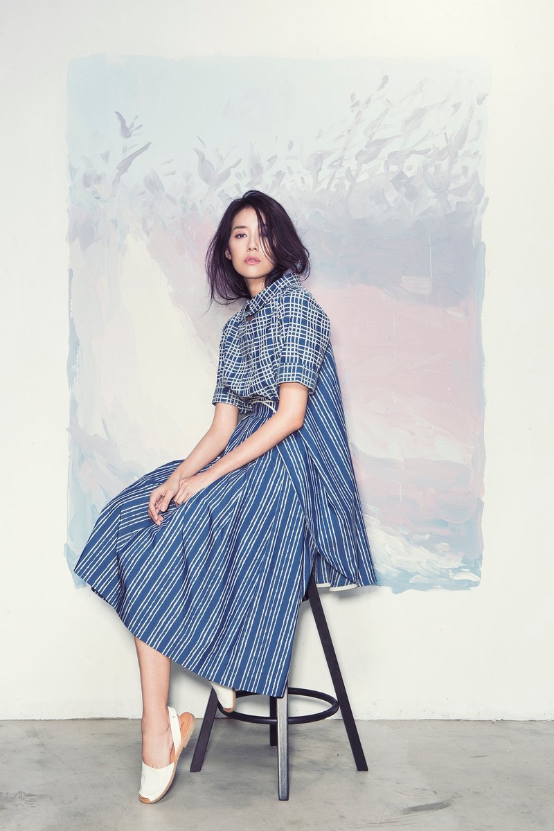 打折裙(蓝条) stripe pleated skirt - 裙子 - 其他材质 蓝色