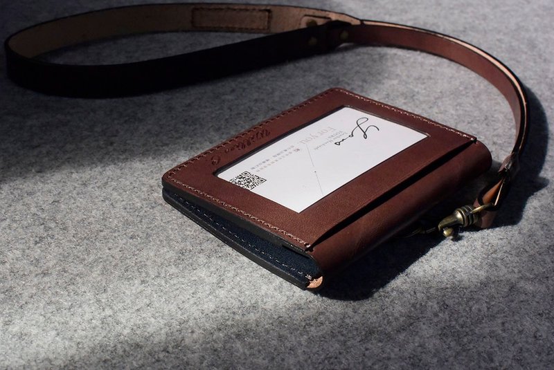 横式双证件窗口 + 结构式颈带 - 证件套/卡套 - 真皮 