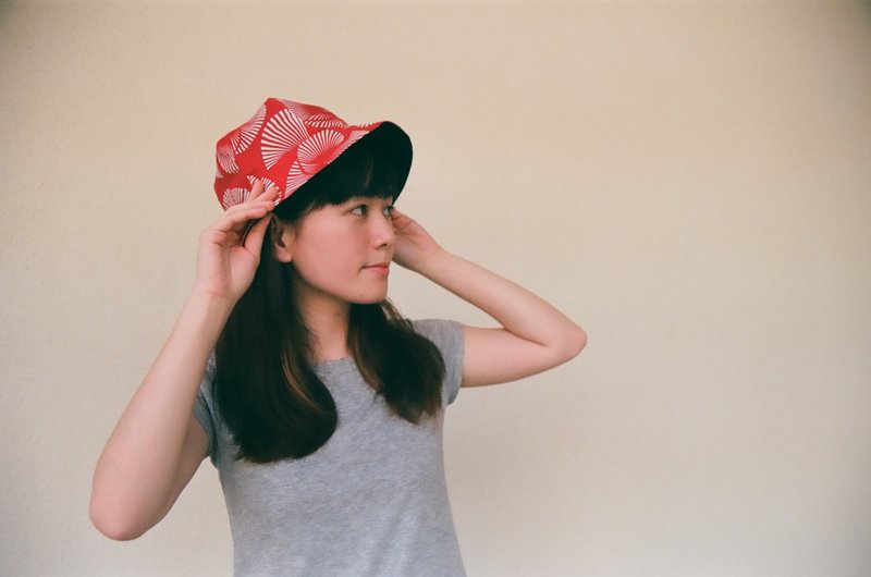 ☃ Snowman in the Meadows | 六角形双面渔夫帽｜免运费 - 帽子 - 其他材质 红色