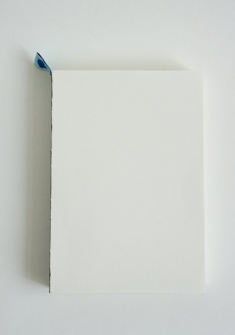 小的只是好白什玩本（一次下订两本！立刻赠送什玩小贴纸一份喔！） - 笔记本/手帐 - 纸 白色