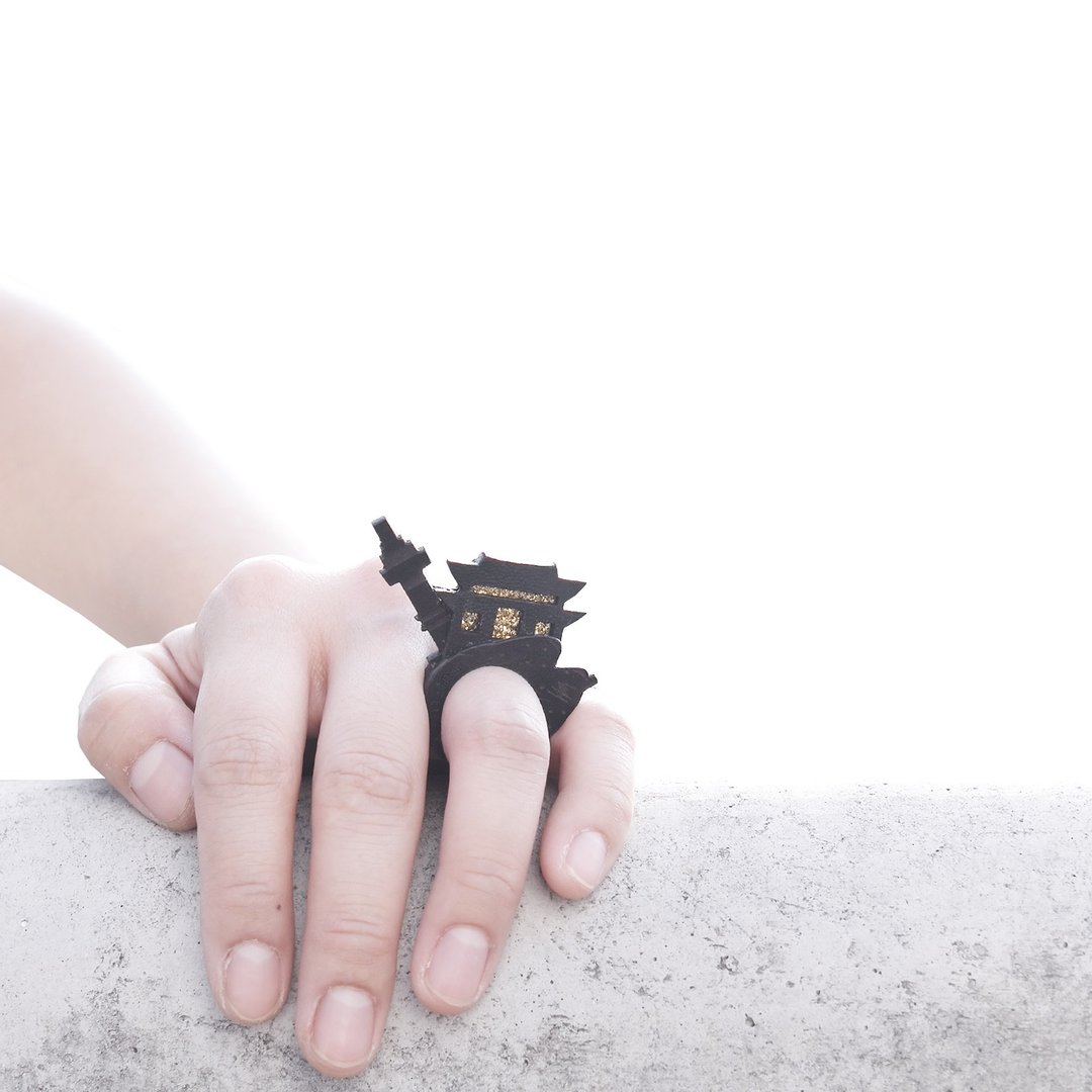 SUE BI DO WA - 手工制作皮革并合手织戒指-SEOUL 100% handmade leather mix with yarn Ring(Seoul) - 戒指 - 真皮 黑色