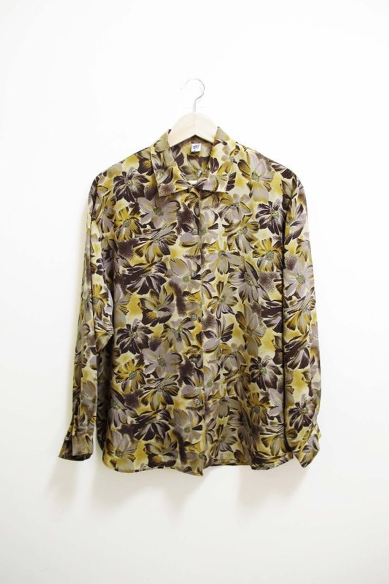 【Wahr】缤纷朵儿长袖衬衫 - 女装衬衫 - 其他材质 金色