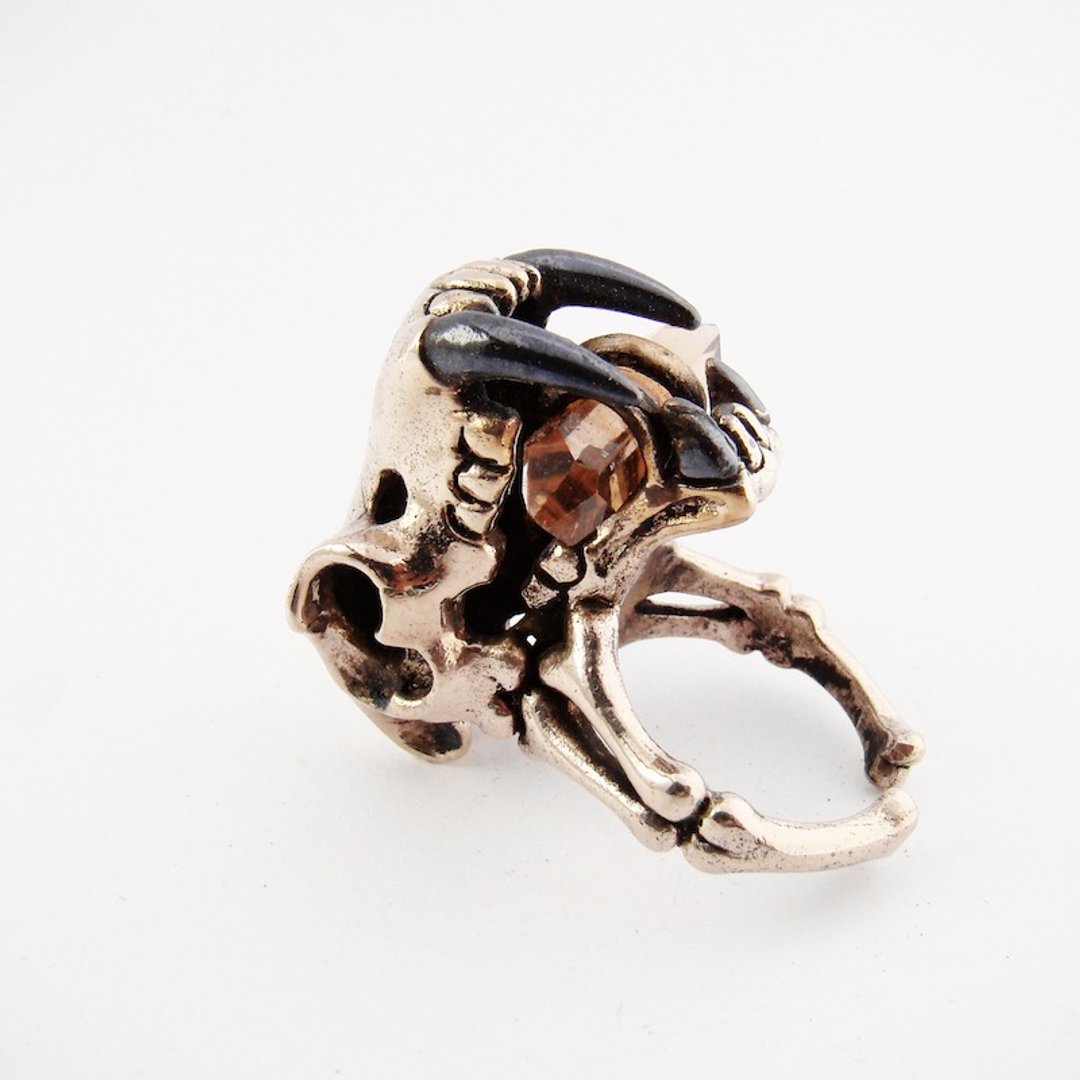 White bronze Saber tooth skull ring with smoky quartz stone and oxidized antique color - 戒指 - 其他金属 