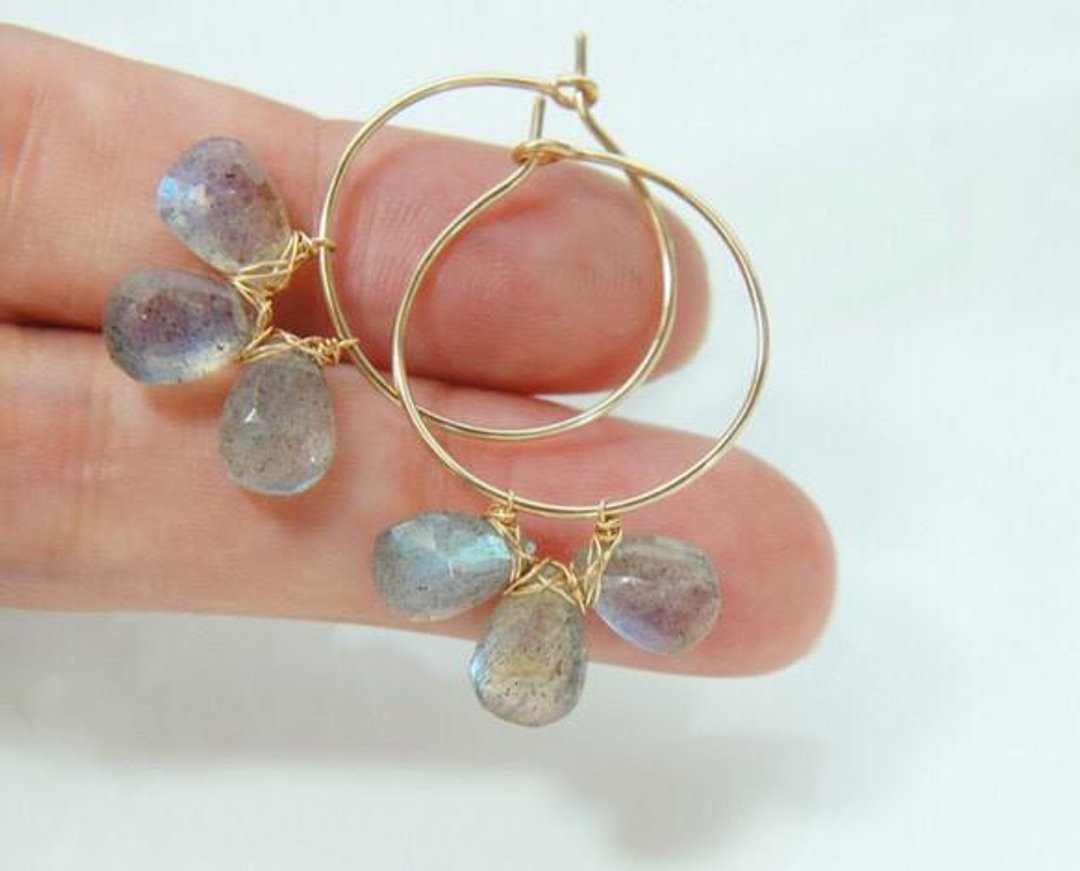 Labradorite of flowers and hoop 14KGF - 耳环/耳夹 - 宝石 灰色