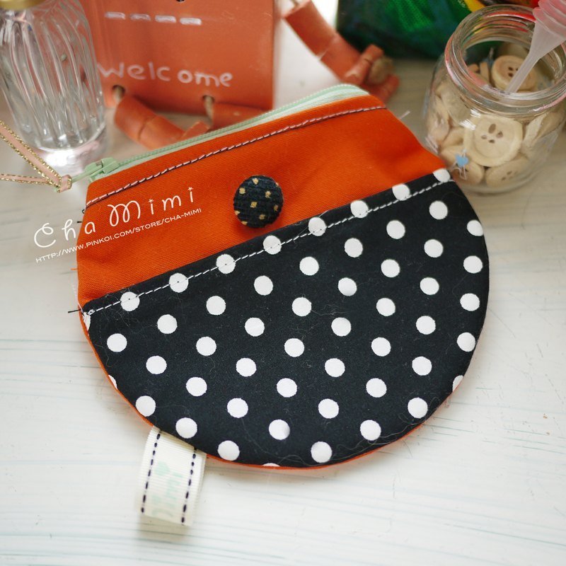 Cha mimi。圆形缺一角钱包 Round purse!-黑白点点x橘子 - 零钱包 - 其他材质 