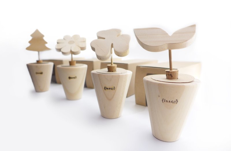 isagi意思集 植木薰香盆栽  树  花  草  苗  赠一瓶纯精油10ml - 香薰/精油/线香 - 木头 