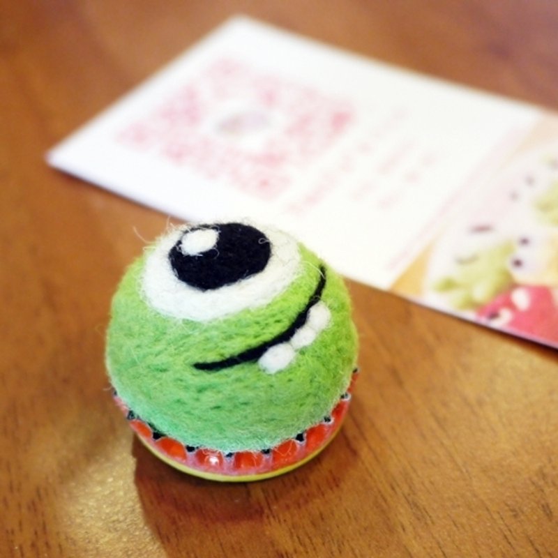 Hanju's羊毛儿。手作 DIY 大眼仔 原创系列 羊毛毡 手机吊饰/防尘塞/强力磁铁 - 玩偶/公仔 - 羊毛 绿色