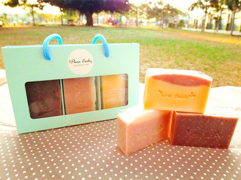 手工皂礼盒(三入)-礼盒包材加购区 - 肥皂/手工皂 - 纸 多色