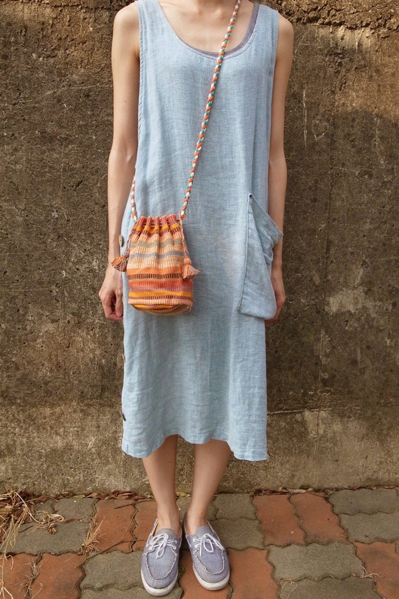 【乐拍子】<全台独家手工编织>尼泊尔彩虹手作坊 水桶包 束口包 束口袋（小）（橘） - 侧背包/斜挎包 - 棉．麻 橘色