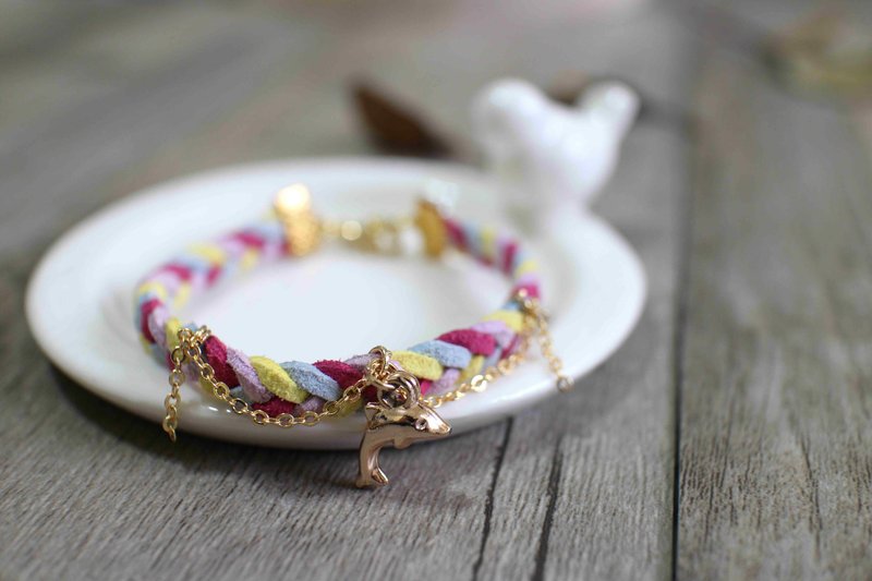 编织手环--韩国绒手环 【拥抱海豚】 - 手链/手环 - 真皮 粉红色