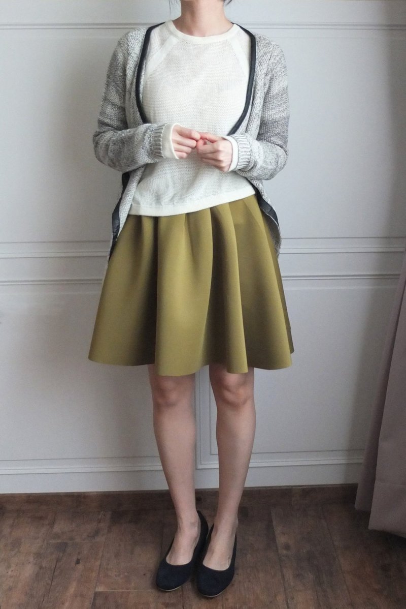 芥绿建筑感轮廓A字裙(目前芥绿断货另有其他颜色选择) - 裙子 - 其他材质 绿色