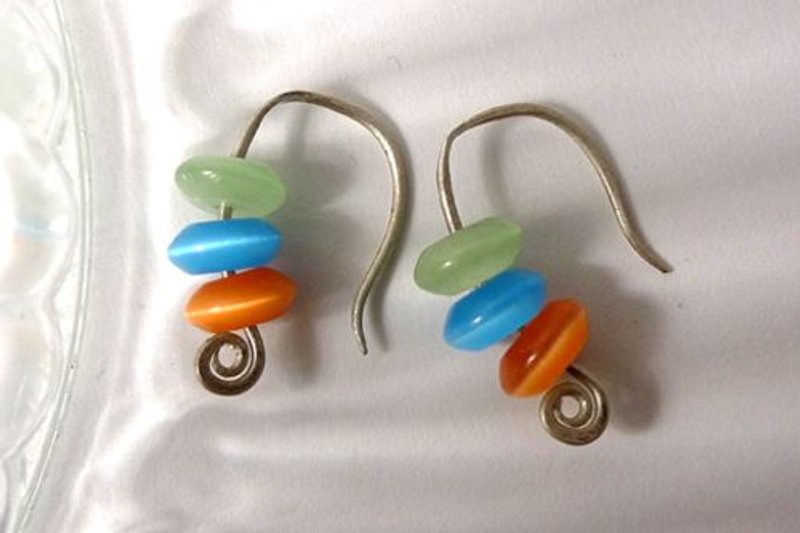 手工段敲银耳环~ 春漾天然石 no.4 幼稚 - 耳环/耳夹 - 其他材质 