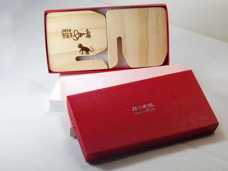 定制+数字 名字 免费 公司周年庆 礼盒 猴如意 实木全视野手机座 商务馈赠 - 咖啡杯/马克杯 - 木头 咖啡色