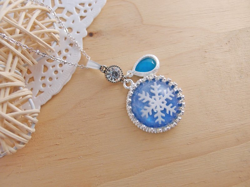 圣诞快乐！ ◎ 蓝色雪花 x 水钻 x 宝石 x 保色防过敏项链】　圣诞节 - 项链 - 其他材质 蓝色