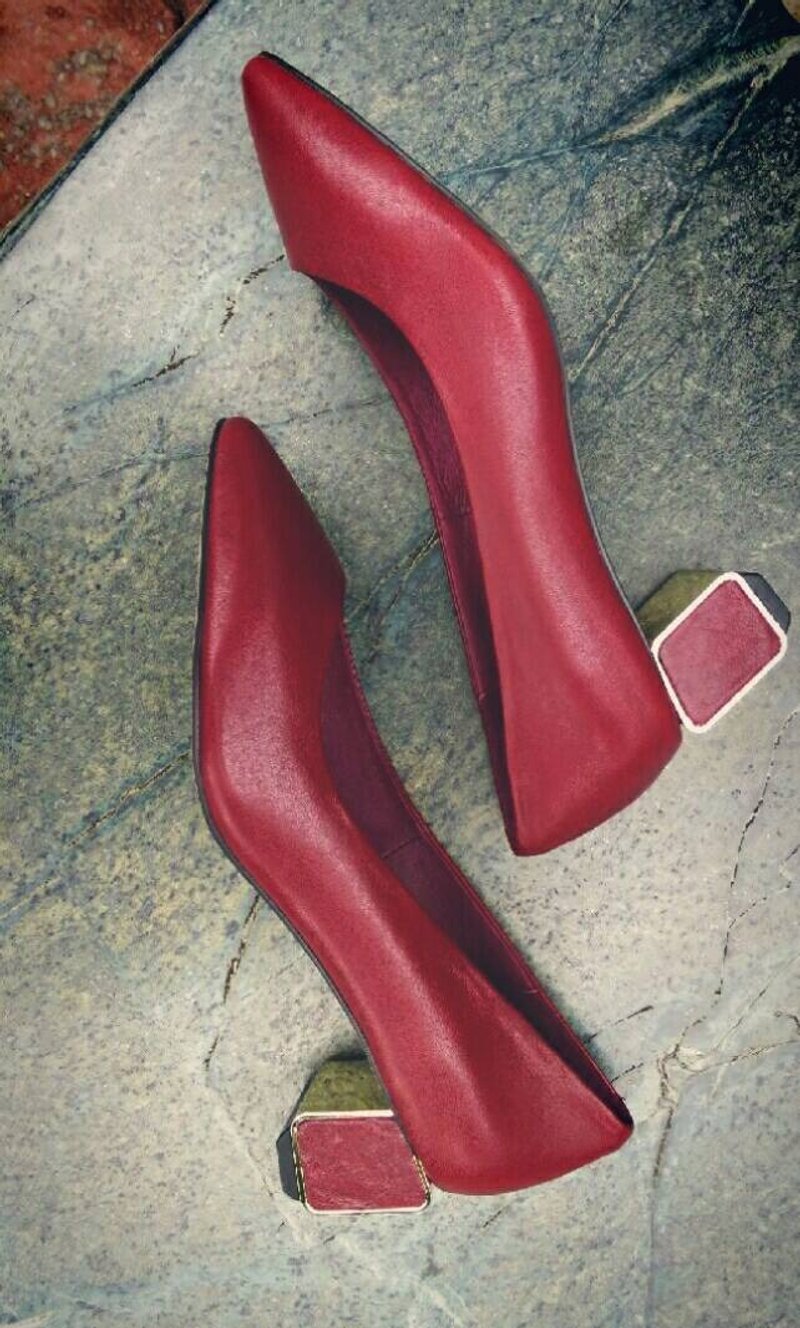 big day 关于人生中的大日子系列 #968 ||除了水钻我有别的打算 完美的4.5厘米是幸福的起点 简约后跟有戏低跟鞋 酒红|| - 女款休闲鞋 - 真皮 红色