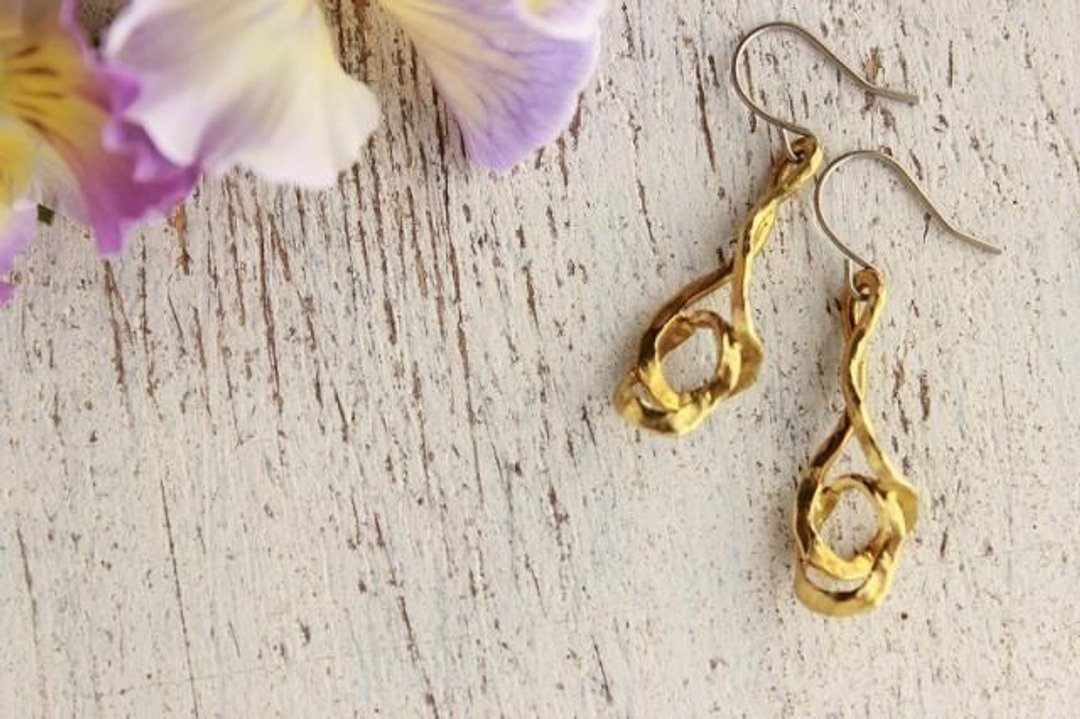 Earrings / Simple Style Mebuus (Brass Type) - 耳环/耳夹 - 其他金属 金色