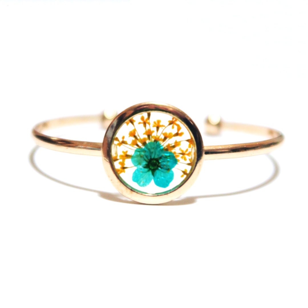 REVERIE JEWELLERY - Golden Frame Bangle (透明押花手镯) - 手链/手环 - 其他金属 金色