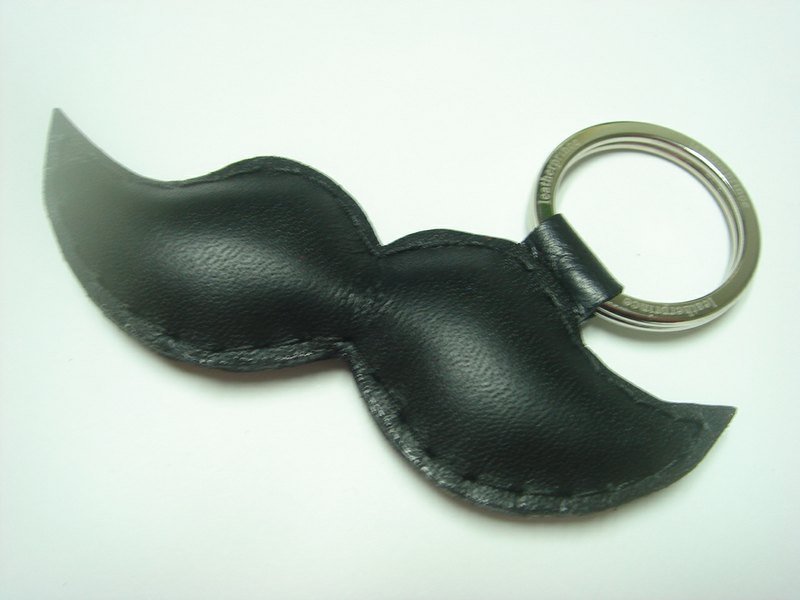 { Leatherprince 手工皮革 } 台湾MIT 黑色 可爱 胡子 纯手工缝制 皮革 钥匙圈 / Fun Moustache Leather Keychain ( Black ) - 吊饰 - 真皮 
