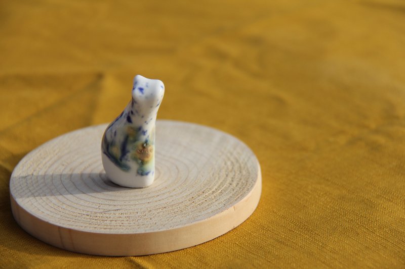 彩斑草菇猫05 - 花瓶/陶器 - 其他材质 白色