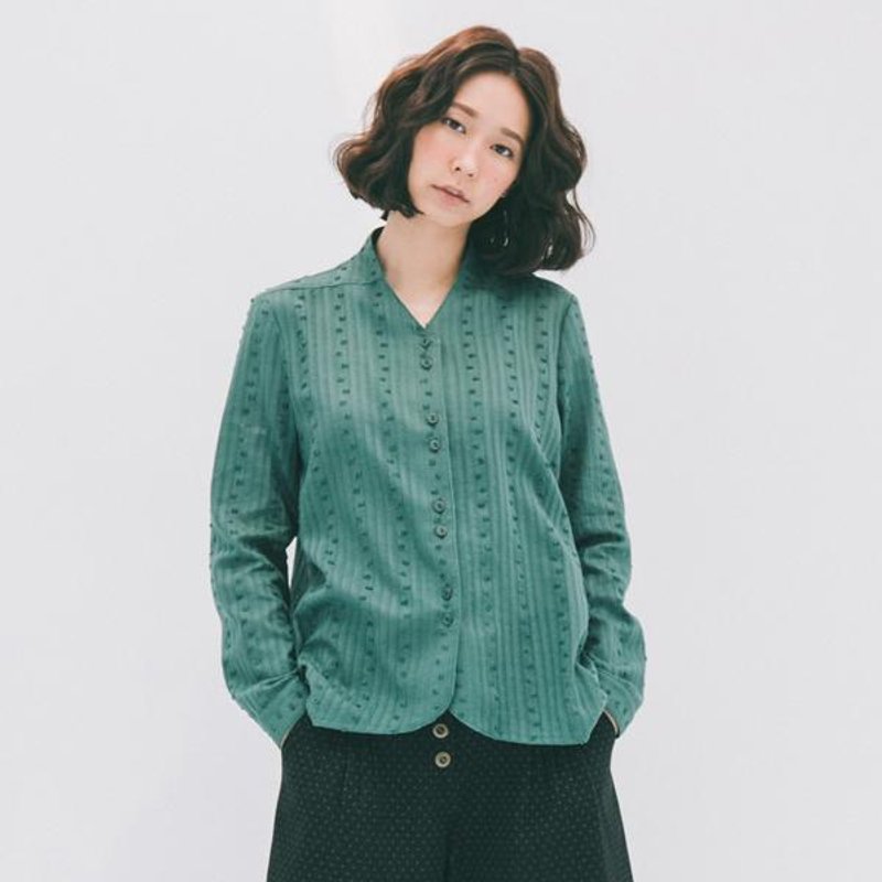 【Elf Project 精灵的工作服】俐落V领立体质感衬衫_绿 预购款 - 女装衬衫 - 其他材质 绿色