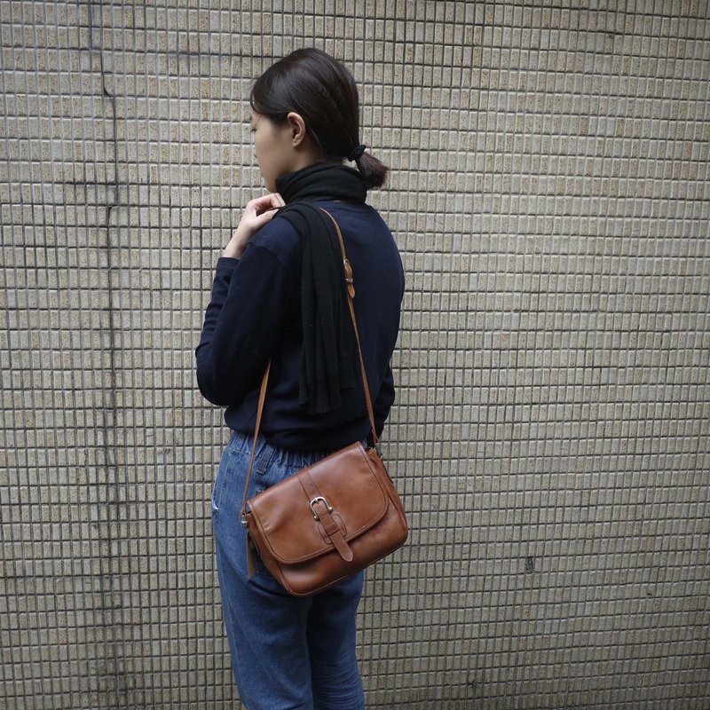 ShiKa夕卡//mymy咖色斜背包 - 侧背包/斜挎包 - 其他材质 