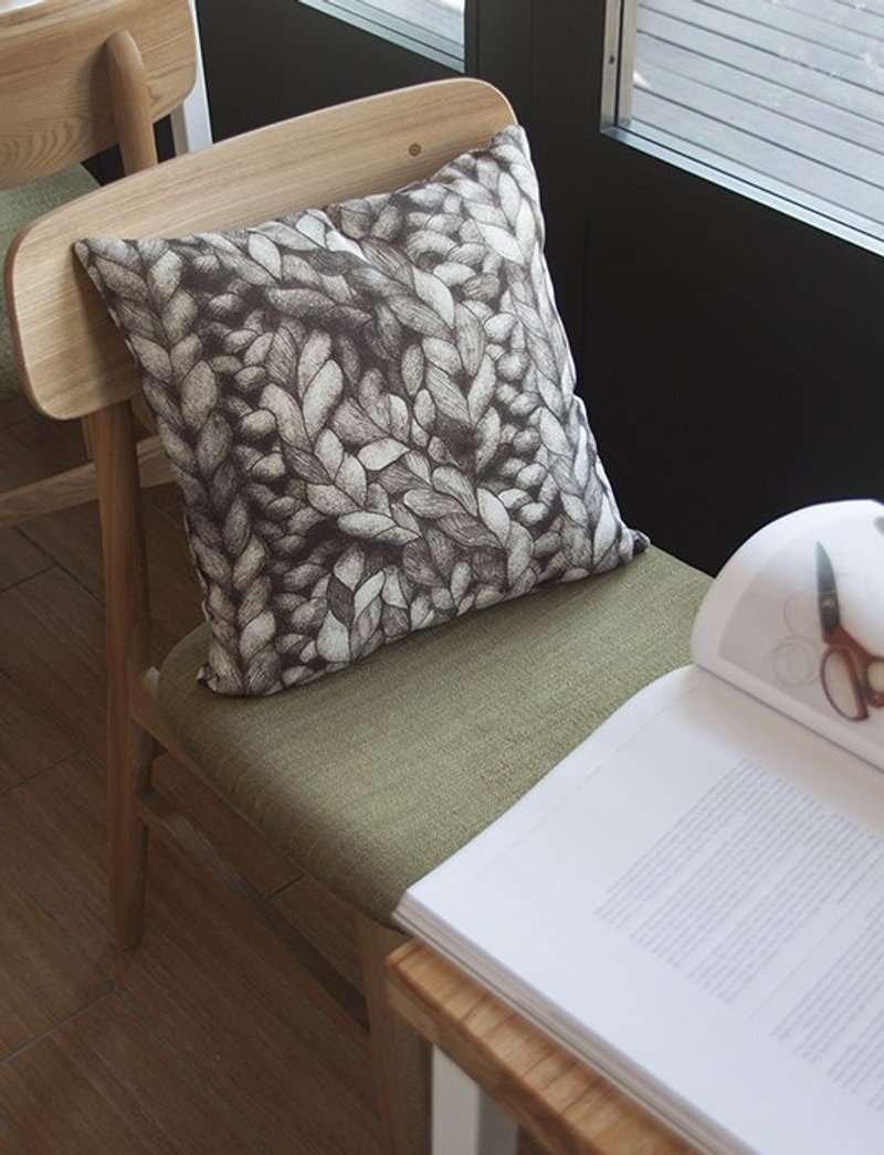 BUWU 纯天然棉花枕芯抱枕｜咖啡麻花 - 枕头/抱枕 - 其他材质 咖啡色