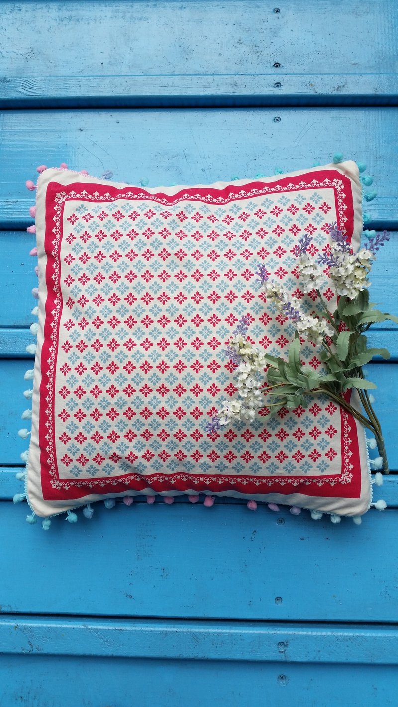 北欧款式变幻色毛球,桃红,浅蓝色花图案靠枕/抱枕 - 枕头/抱枕 - 其他材质 白色