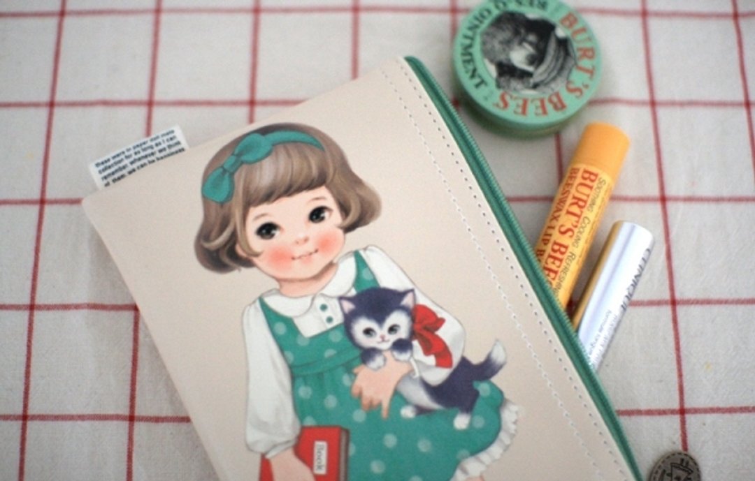韩国【Afrocat】paper doll mate pouch2〈Sally〉复古娃娃 长型 笔袋 可爱 铅笔盒 万用 - 铅笔/自动铅笔 - 真皮 多色