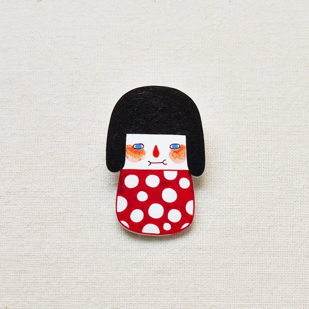 Kusama The Polka Dots Girl / 草间弥生波尔卡点女孩 / 手工制作热缩片 / 胸针磁铁 - 胸针 - 塑料 红色