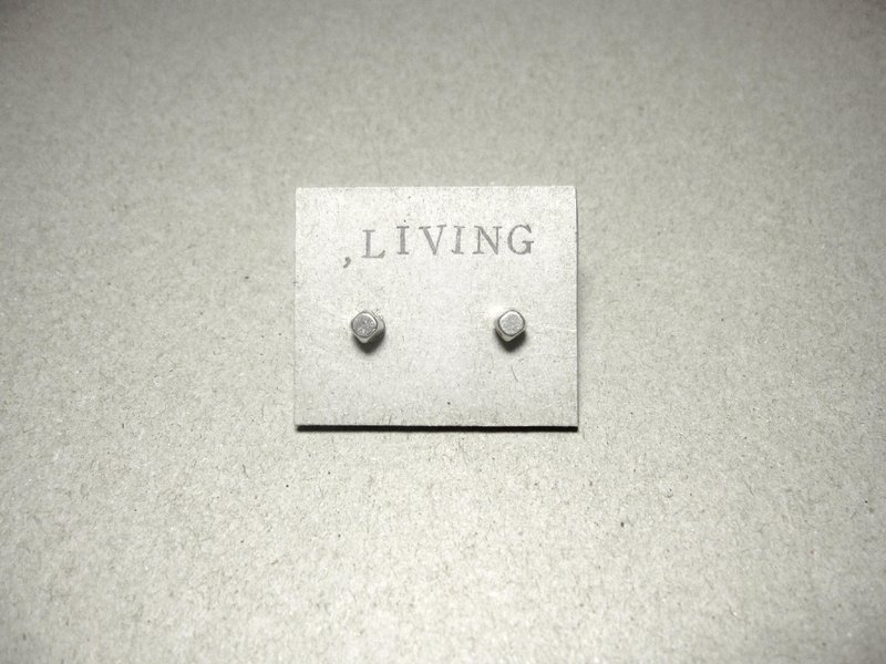 古银方珠＿耳环〔针〕 - 耳环/耳夹 - 塑料 灰色