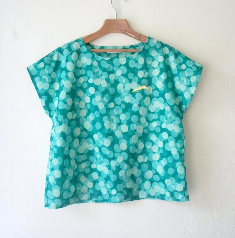 ＊短袖款现货！：）＊绿泡泡山棱宽宽短袖上衣✦ - 女装 T 恤 - 绣线 绿色