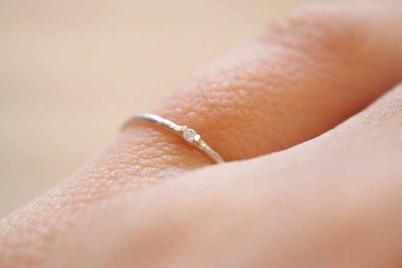 <☞ HAND IN HAND ☜>  水晶-微光 纯银戒指 (0538) - 戒指 - 其他金属 白色