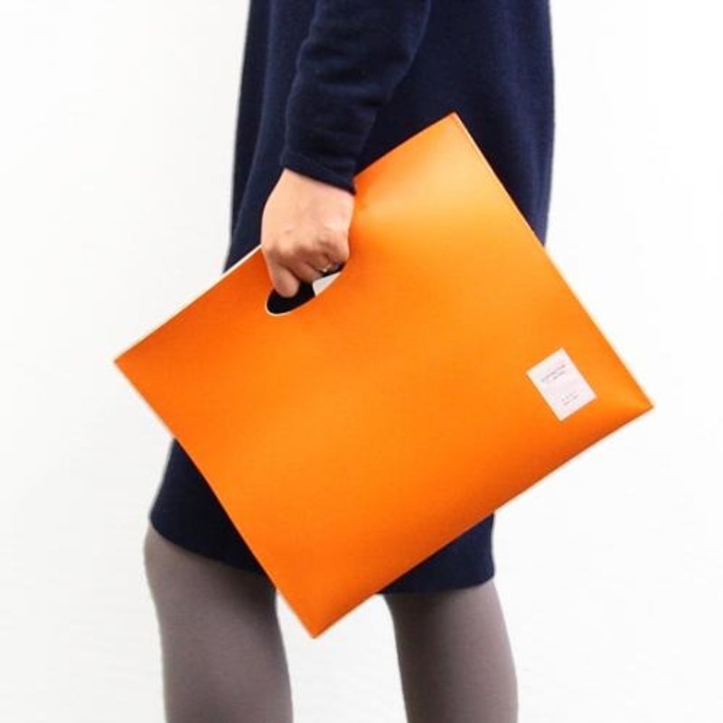 Coet File Bag 雾面橘色手拿包 - EcologyLine - 其他 - 其他材质 橘色