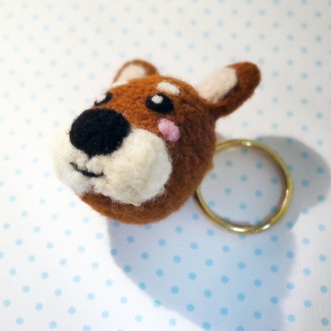 Hanju's羊毛儿。手作 DIY 柴犬 小犬系列 羊毛毡 手机吊饰/防尘塞/强力磁铁 - 玩偶/公仔 - 羊毛 咖啡色
