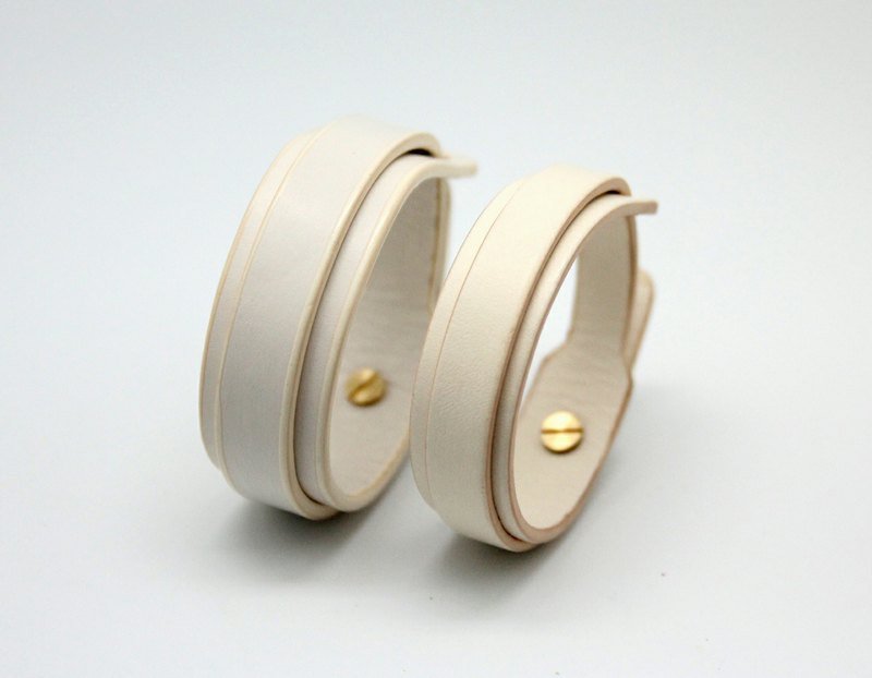 白色年代优惠集-“双层皮革手环2cm+2.5cm”组合 - 手链/手环 - 真皮 白色